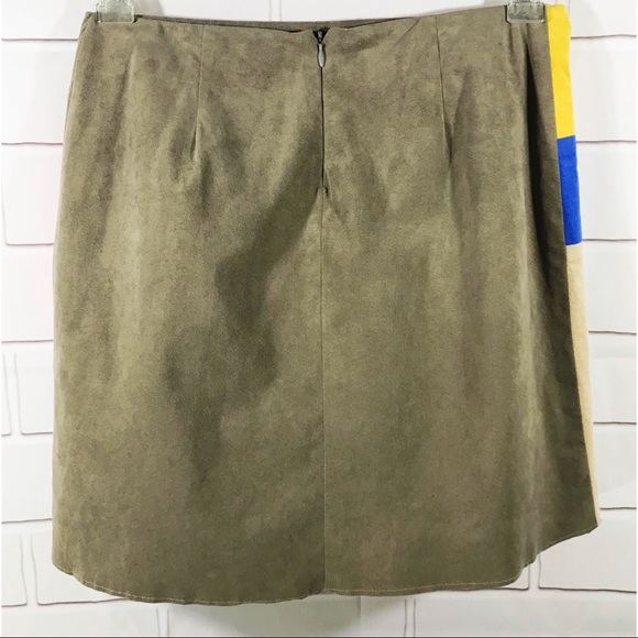Poleci Ultra Suede Color Block Mini Pencil Skirt - Picture 3 of 5